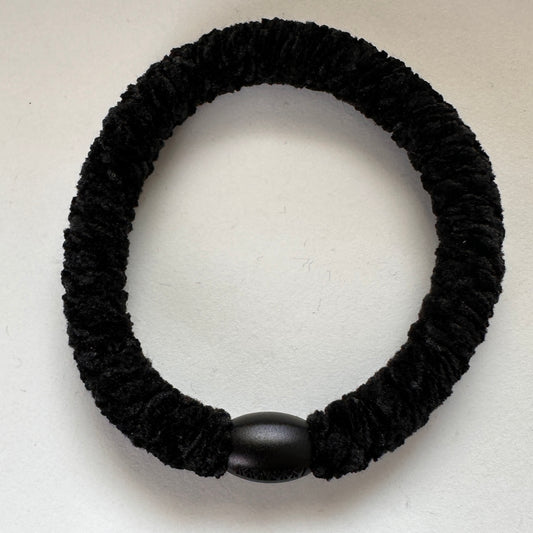KKNEKKI Black Velvet hair elastic on white background